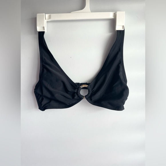 Bikini Top with Tortoiseshell Print Detail - Picture 4 of 5